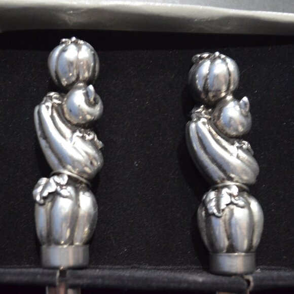 Boston Warehouse Harvest Dellarobbia Salad Serving Set, Stainless Steel, New - Picture 2 of 7